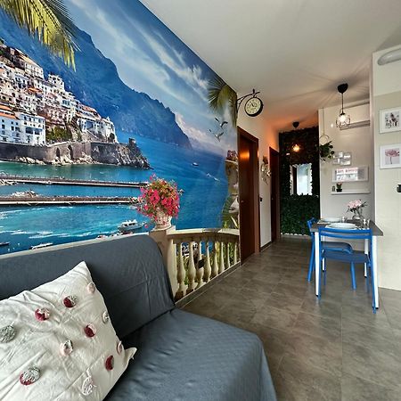 Il Gabbiano Savona "Luxury House" - Wifi, Parking, Shopping Center Apartment Exterior photo