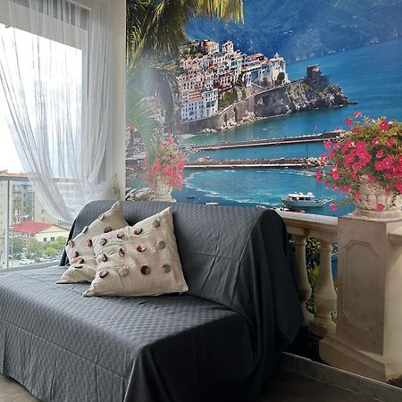 Il Gabbiano Savona "Luxury House" - Wifi, Parking, Shopping Center Apartment Exterior photo