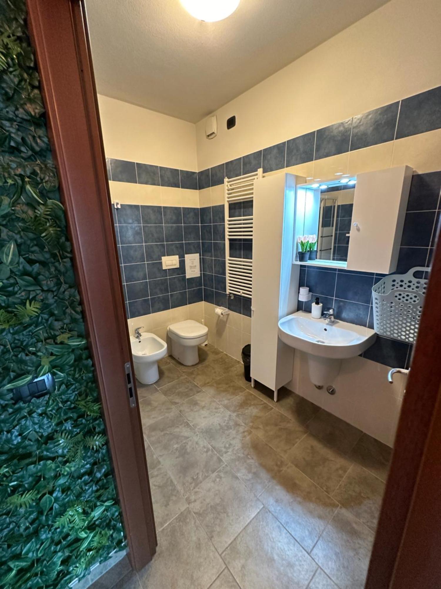 Il Gabbiano Savona "Luxury House" - Wifi, Parking, Shopping Center Apartment Exterior photo